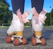 Load image into Gallery viewer, Clip-on Skate Bows - Custom Made to Order