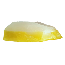 Load image into Gallery viewer, LIMITED EDITION Keaskates Geo Heart Wax - White and Yellow
